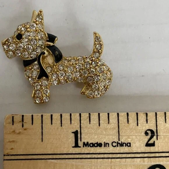 Vintage Monet Rhinestone-Encrusted Scottie Dog Brooch Pin with Black Bow Accent - Picture 4 of 6